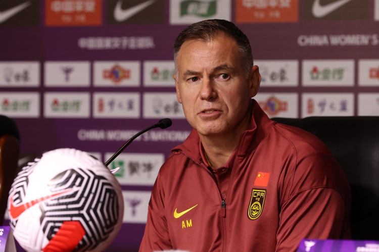 马德兴：中国女足不换帅因不想担责，亚洲杯不出惨案是现实目标
